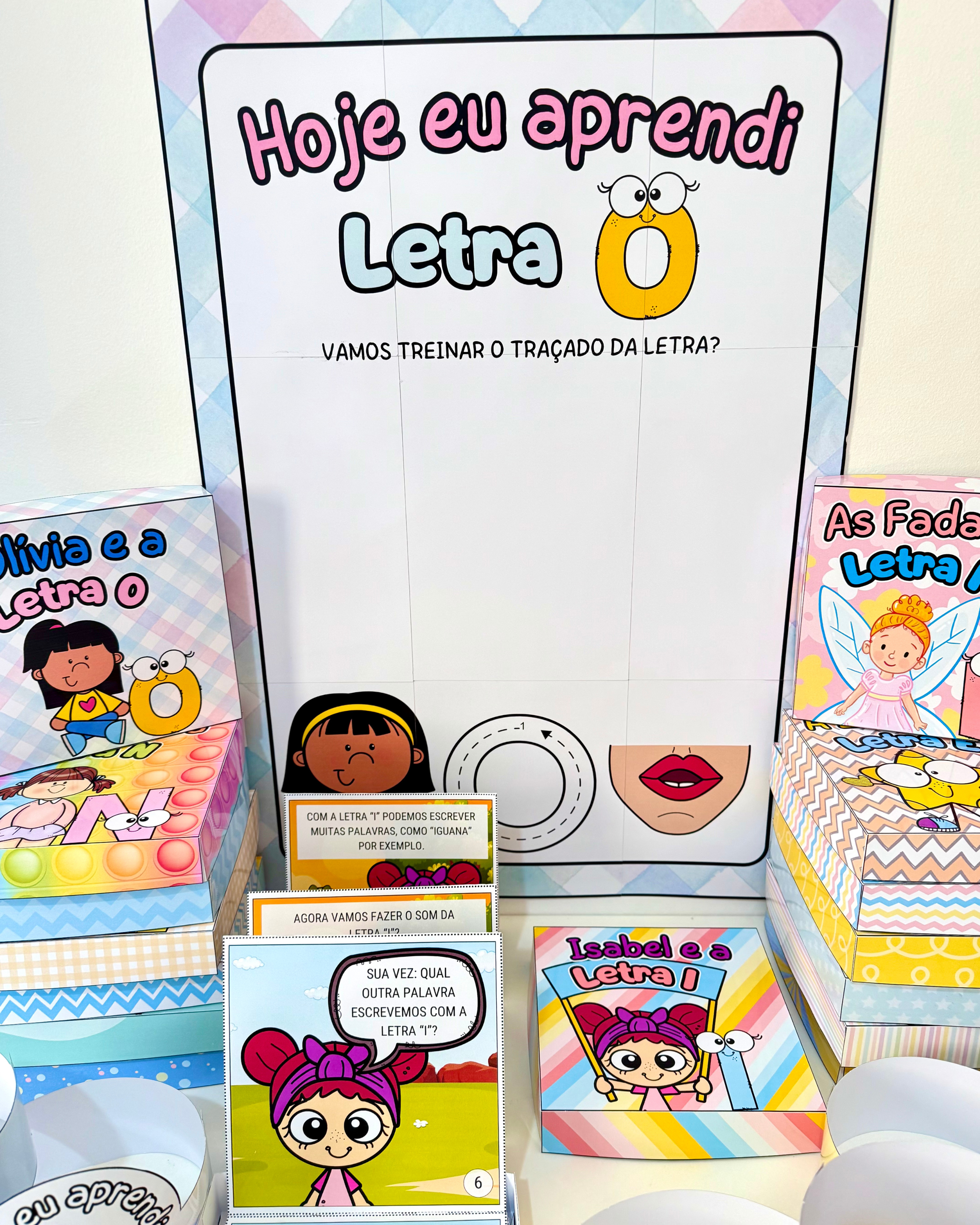 Combo Super Kits Histórias na Caixa e Cartazes Letras do Alfabeto - Imagem 6