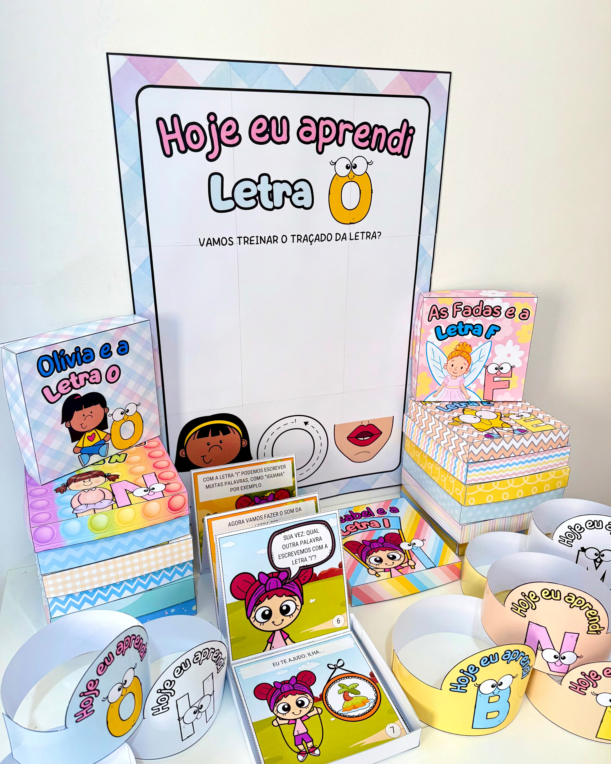 Combo Super Kits Histórias na Caixa e Cartazes Letras do Alfabeto - Imagem 9
