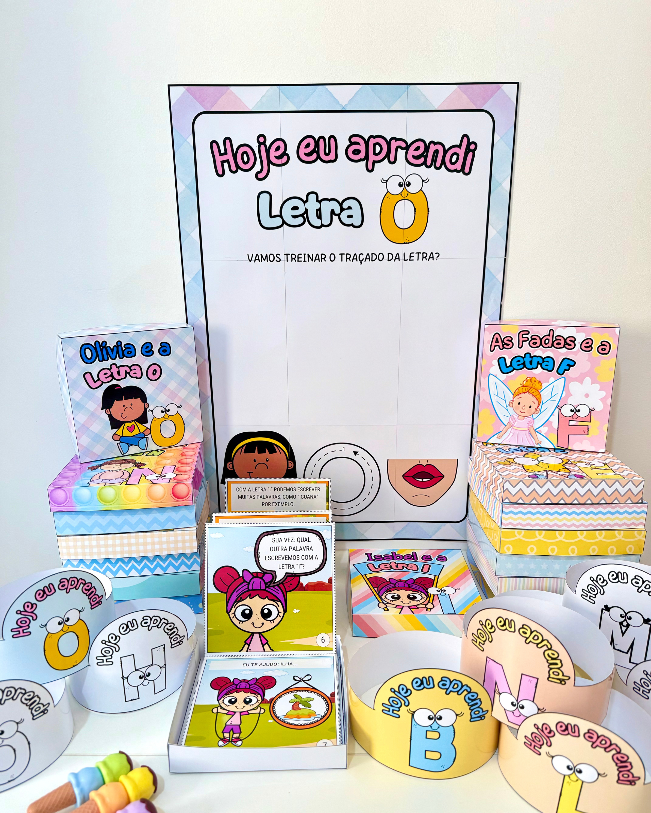 Combo Super Kits Histórias na Caixa e Cartazes Letras do Alfabeto - Imagem 10